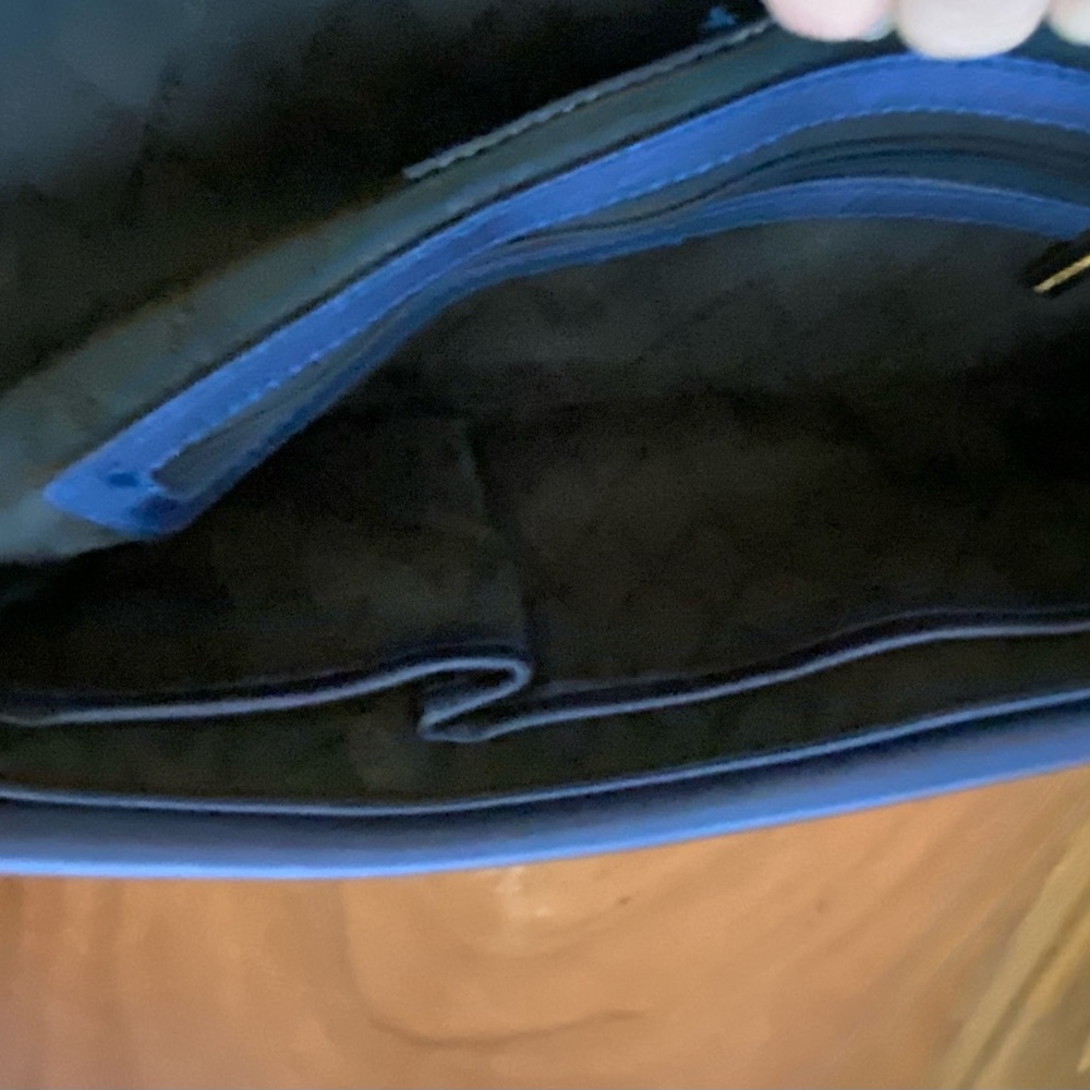 NWOT. BCBG Maxazria navy blue (shimmery look) clutch/shoulder strap handbag. - Picture 8 of 13